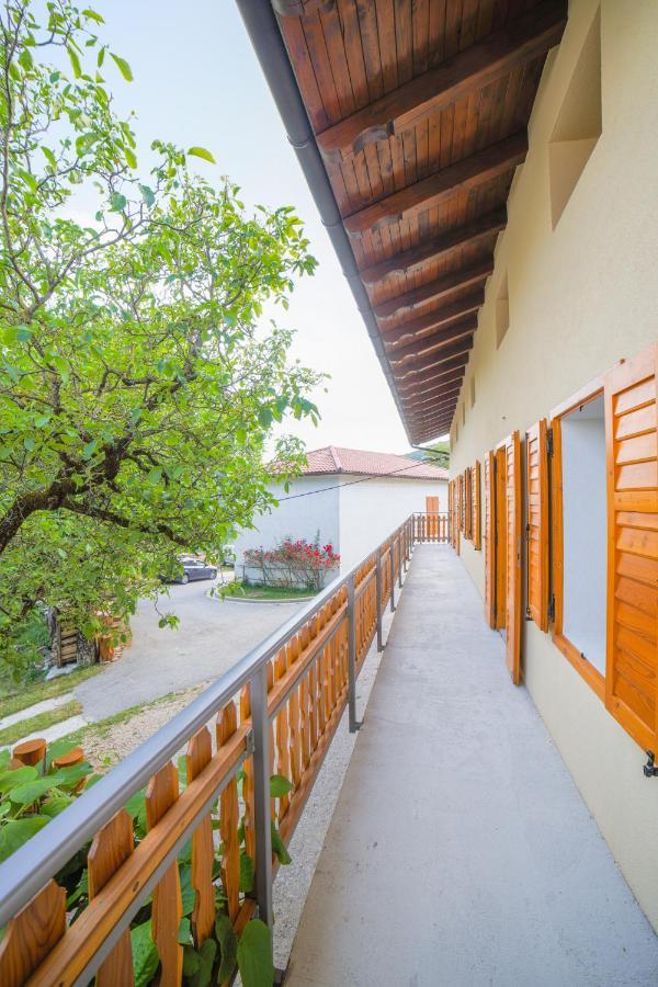 Apartma Korada Deskle Kültér fotó